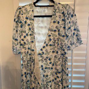 Blue Floral Wrap Dress. Alice + Olivia Brand - Size 6